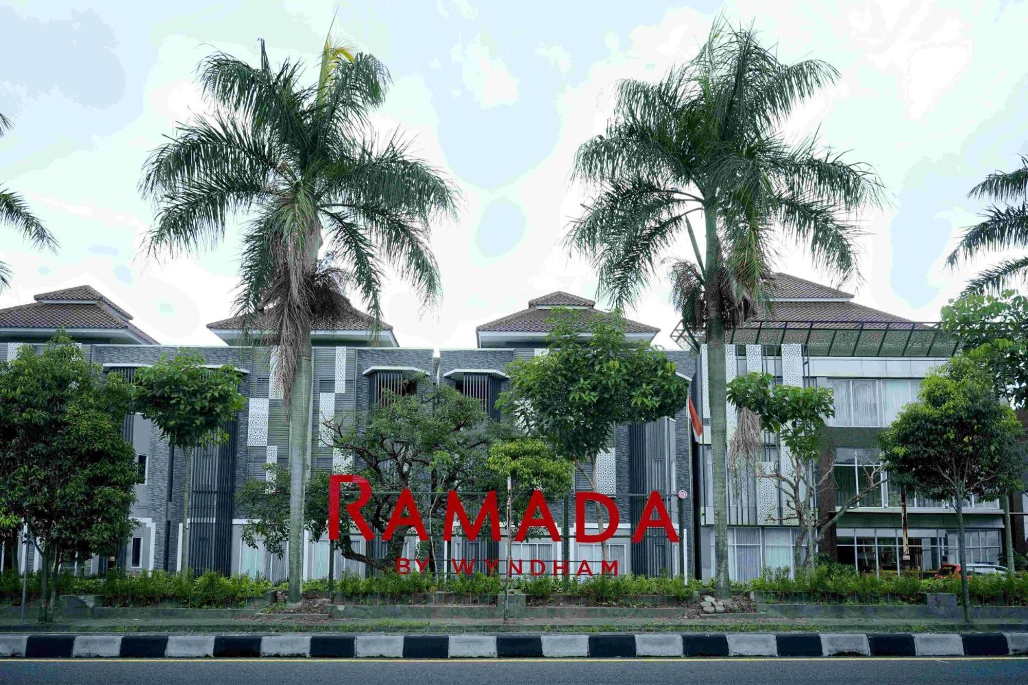 Ramada By Wyndham Yogyakarta Ξενοδοχείο Sleman  Εξωτερικό φωτογραφία